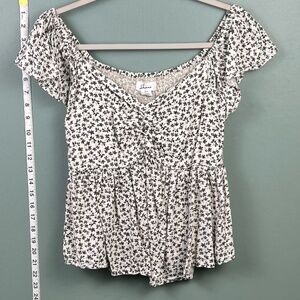 White black floral Blouse